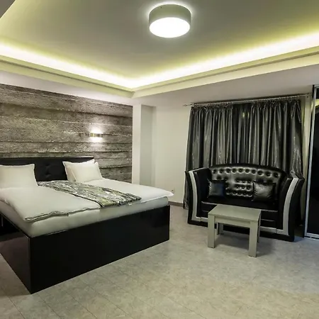 Hotel Mr.i Boutique & Bar