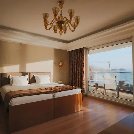 Hotel Mr.i Boutique & Bar