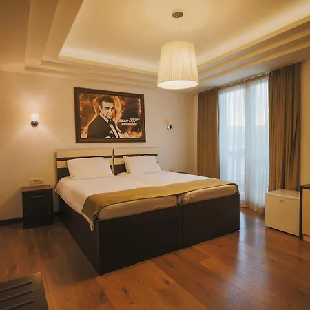 Mr.i Boutique & Bar Hotel 4*
