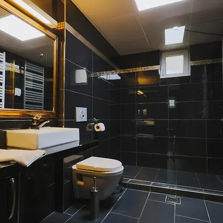 Mr.i Boutique & Bar Hotel 4*